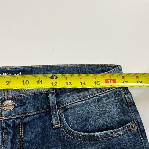 Driftwood Blue Jeans Size 31 Distressed - Picture 8 of 16